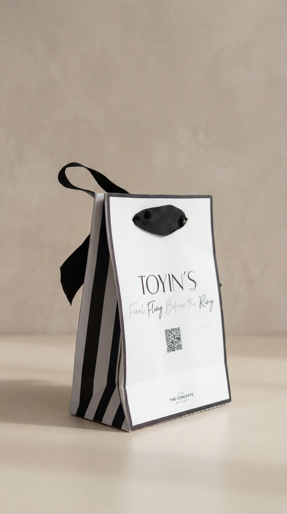 The Monochrome Motif