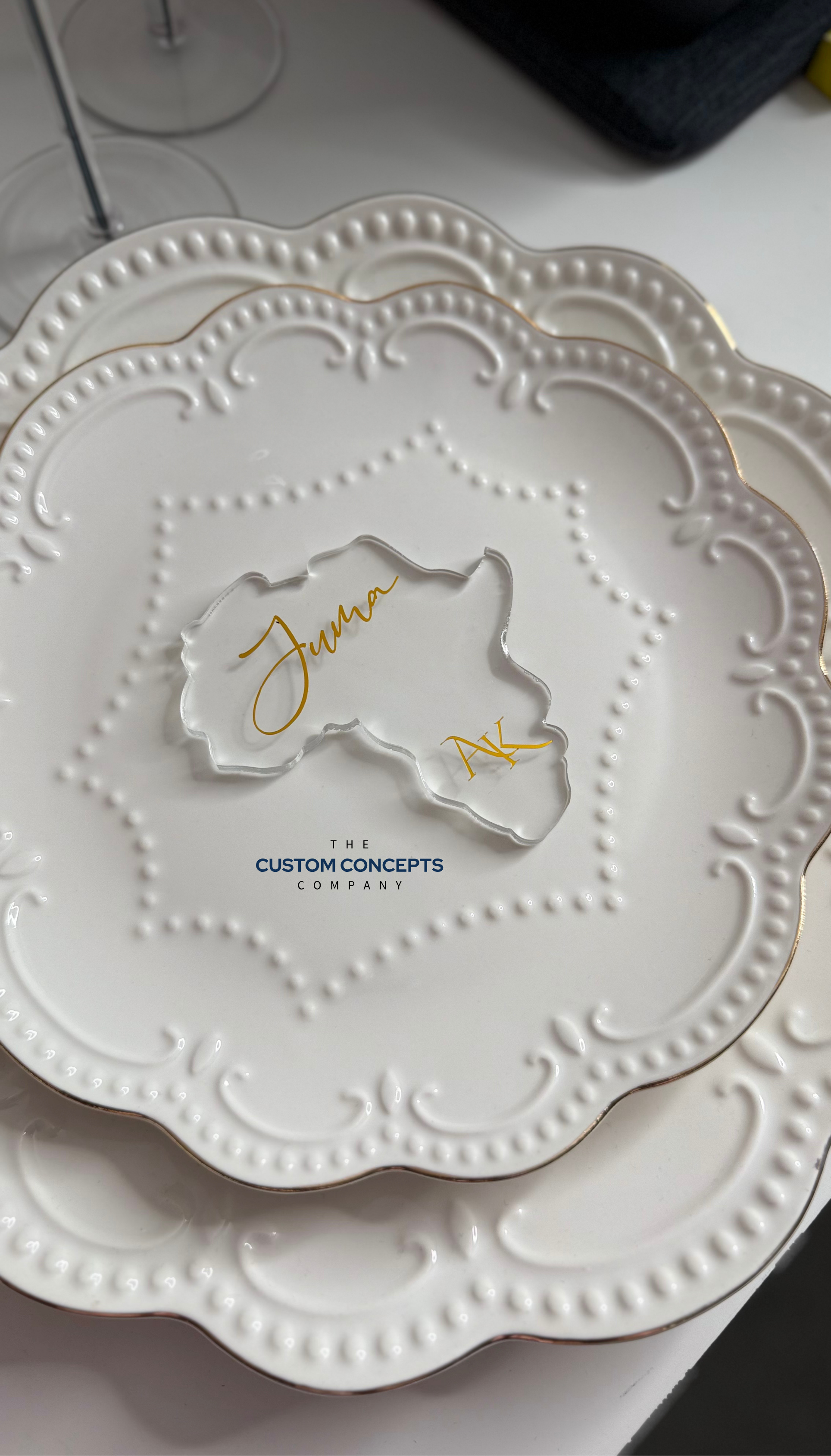 The Heirloom Africa Silhouette Place Card