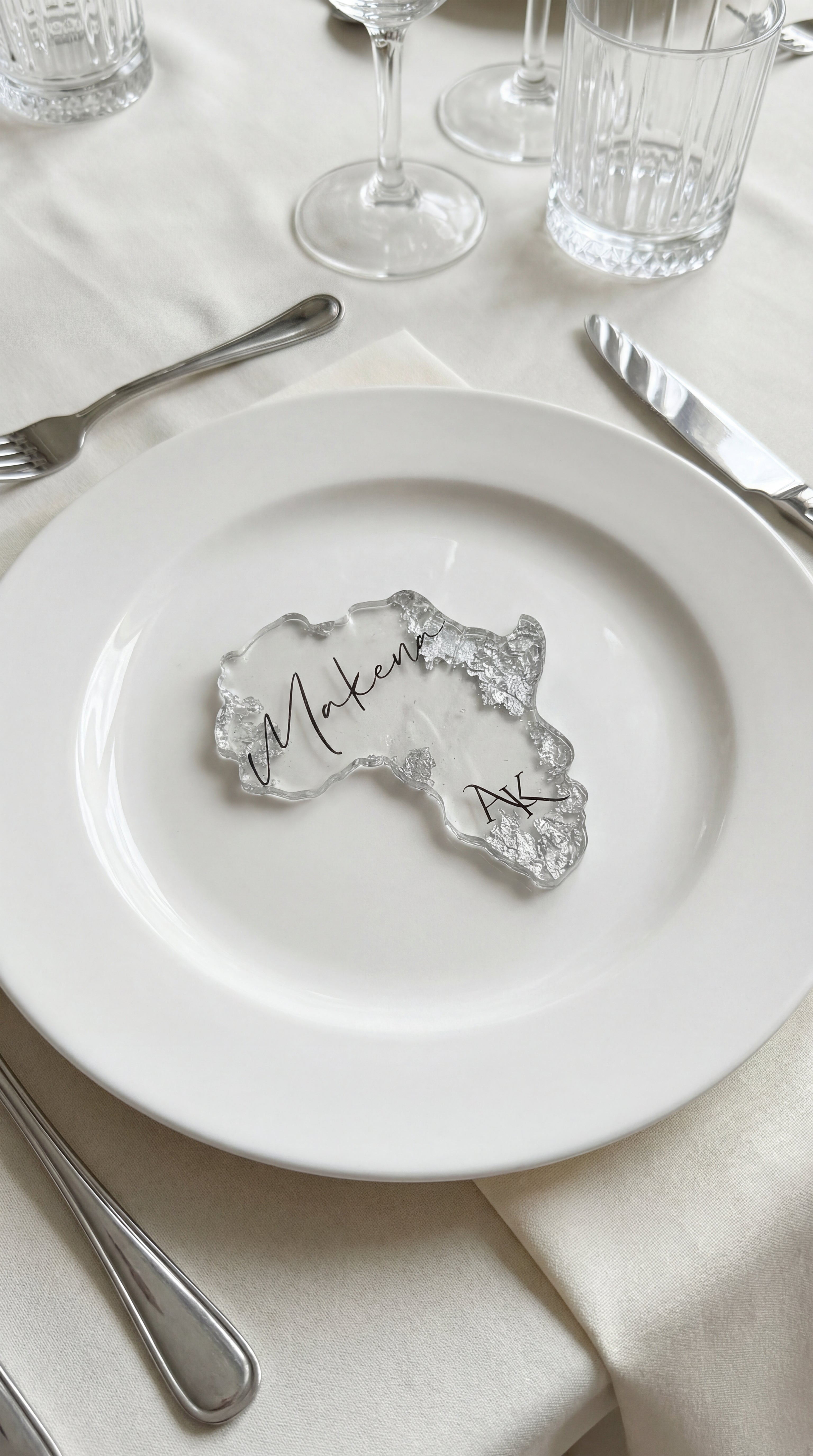 The Heirloom Africa Silhouette Place Card - Silver