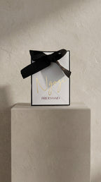 The Monochrome Motif