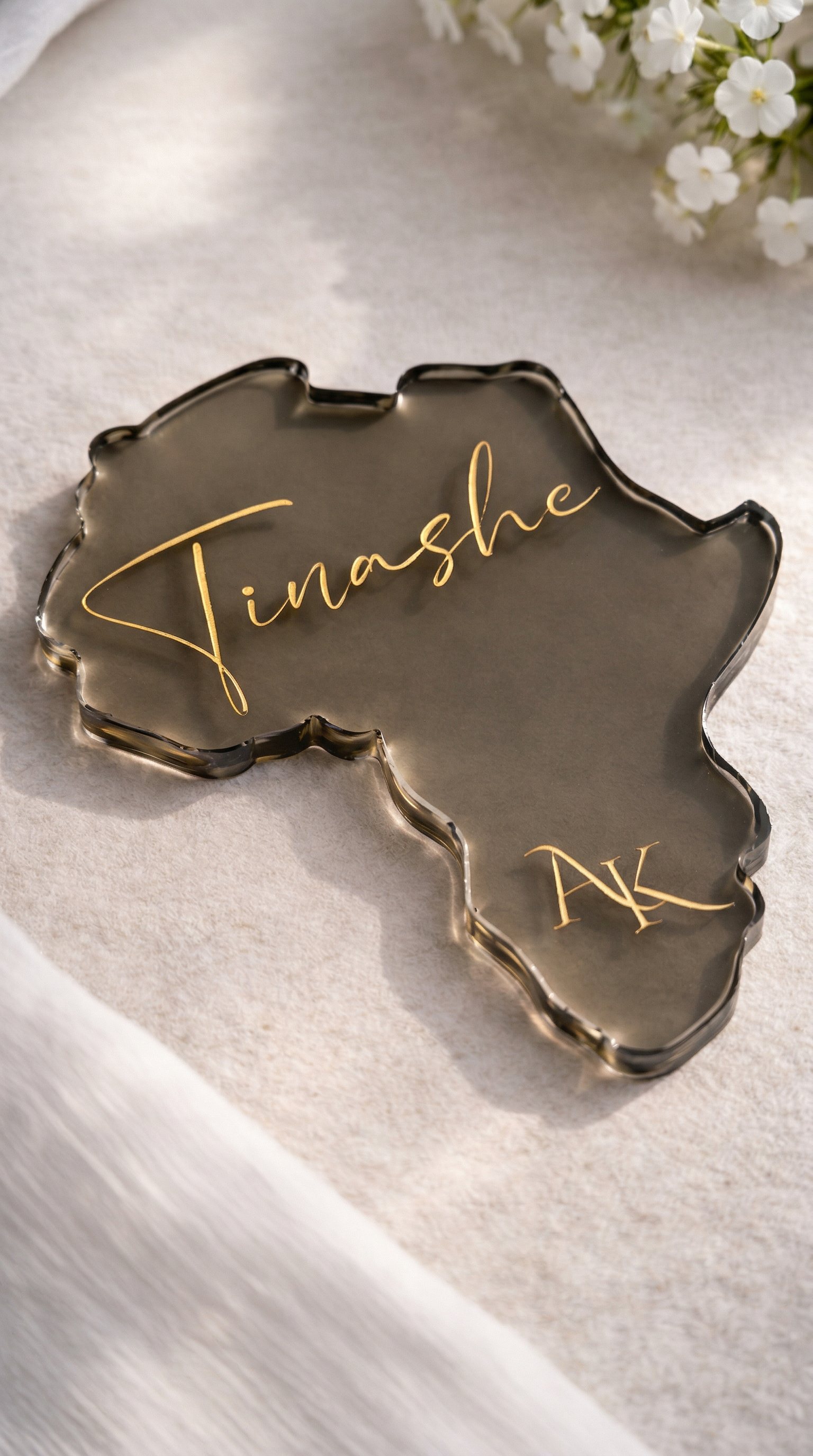 The Heirloom Silhouette Place Card Smoke